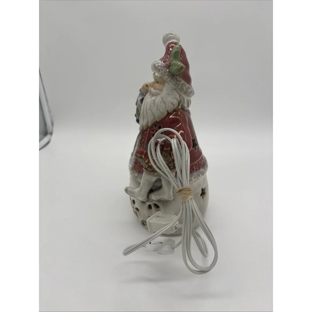 Vintage  Light Up Santa Claus Figurine 11 Inches Tall . Tested And‎ Working